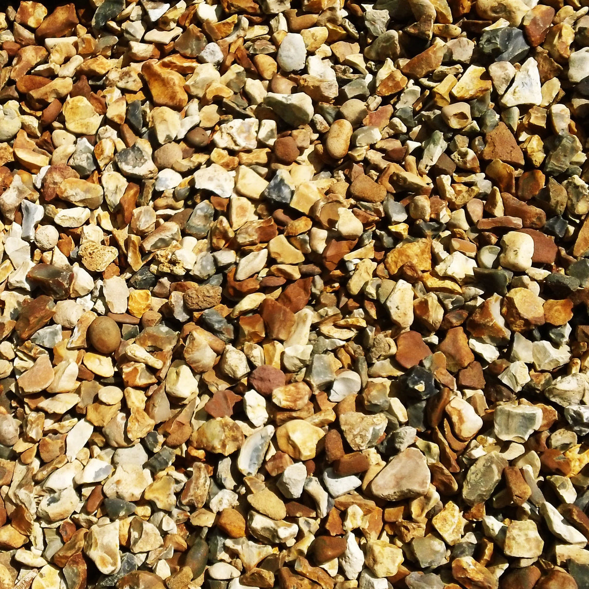 Dandy's Golden Gravel Chippings - Trusted Building Supplies