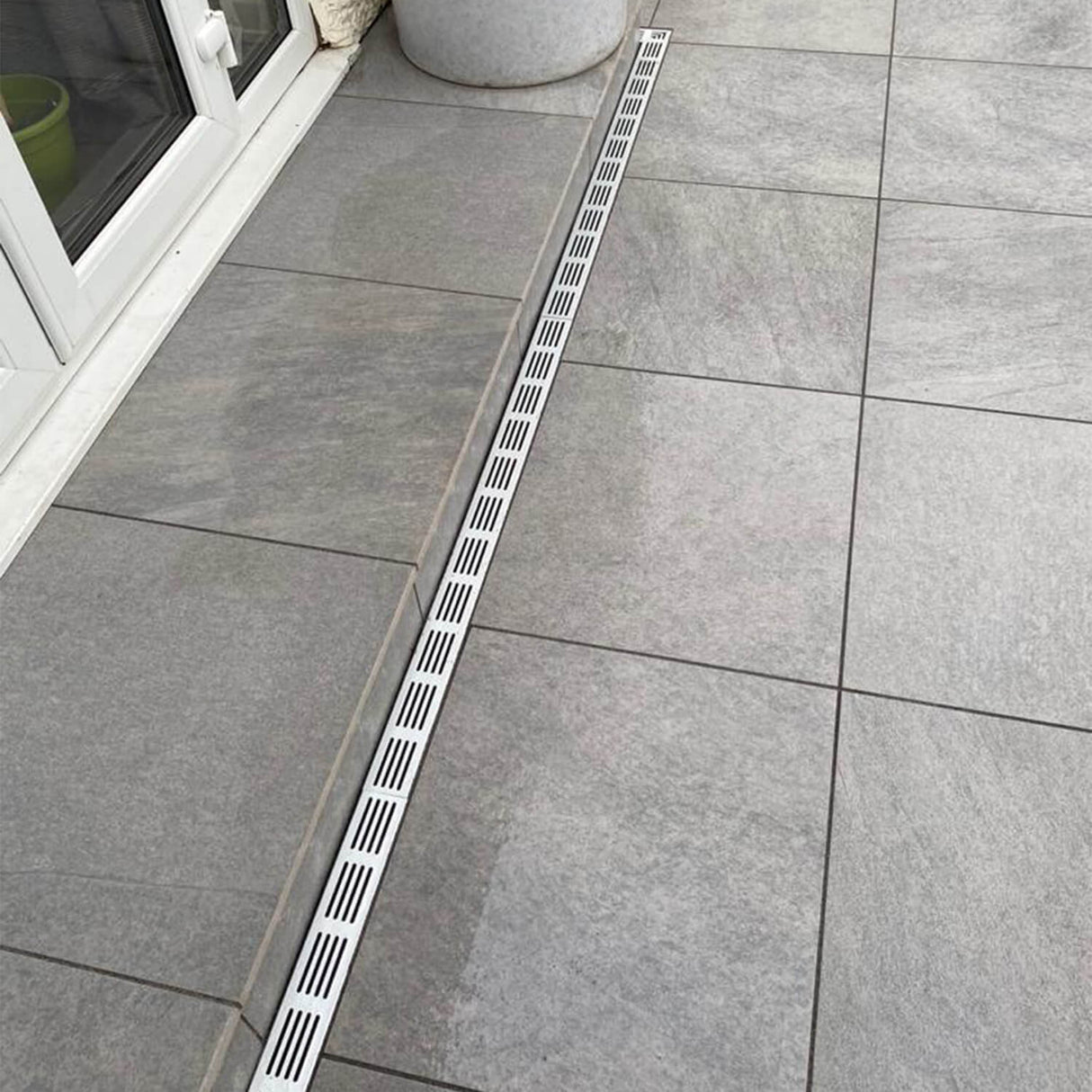 Alusthetic Threshold Channel Drain with Aluminium Grating - 1000mm - Trusted Building Supplies