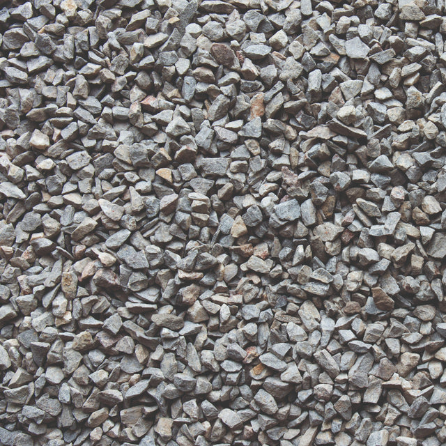 Bowland Stone Decorative 10 - 14mm Somerset Grey Chippings Bulk Bag - Trusted Building Supplies
