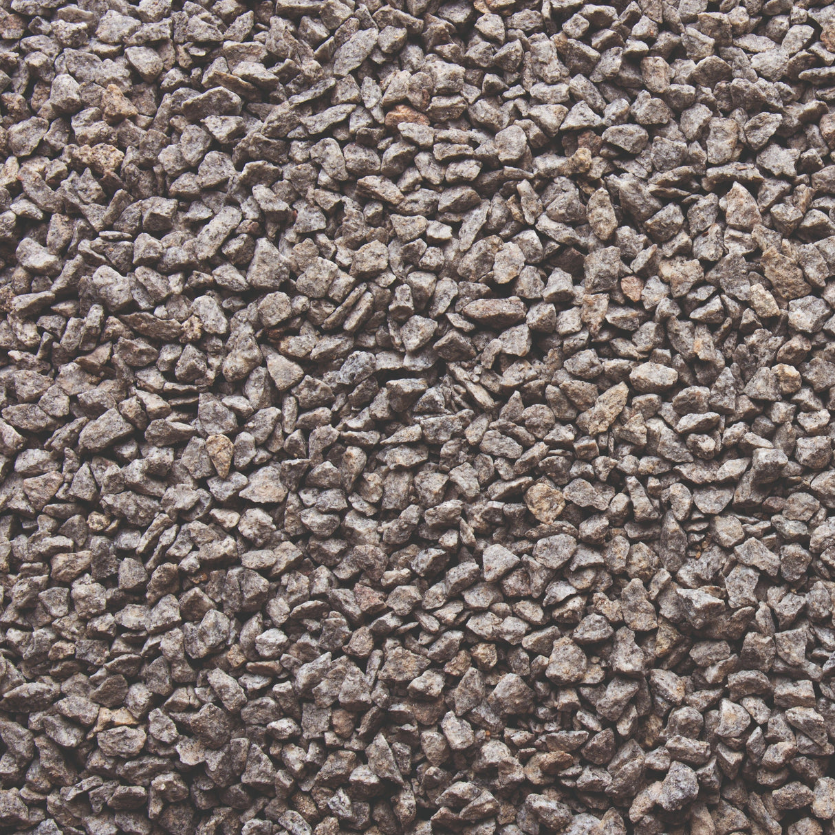 Bowland Stone Decorative 11 - 14mm Cornish Granite Chippings Bulk Bag - Trusted Building Supplies