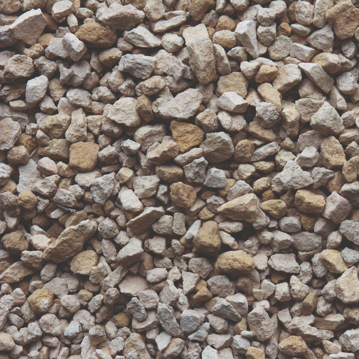 Bowland Stone Decorative 14 - 20mm Cotswold Stone Chippings Bulk Bag - Trusted Building Supplies
