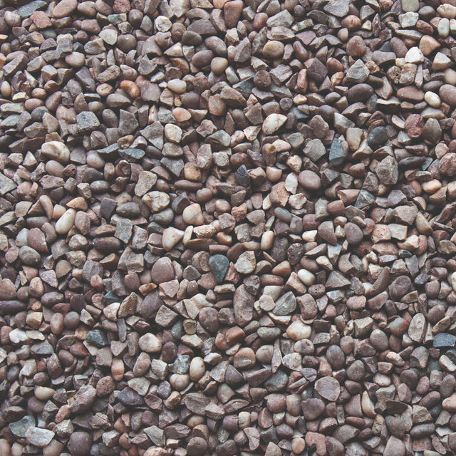 Bowland Stone Decorative 14 - 20mm Huntleywood Chippings Bulk Bag - Trusted Building Supplies