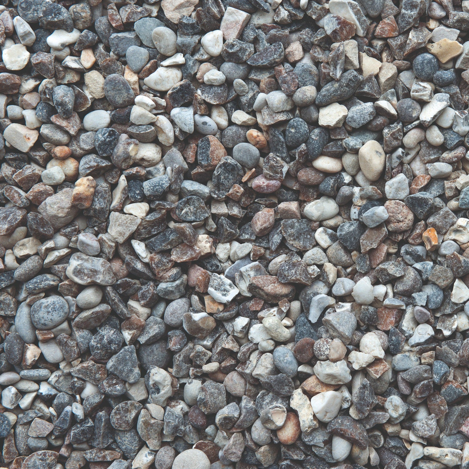 Bowland Stone Decorative 14 - 20mm Moonstone Chippings Bulk Bag - Trusted Building Supplies