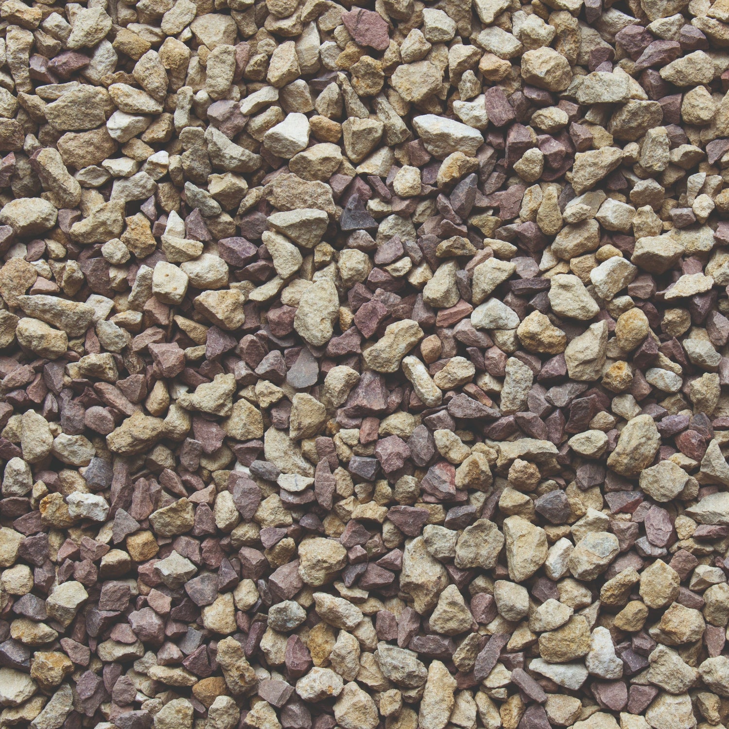 Bowland Stone Decorative 14 - 20mm Raspberry Ripple Chippings Bulk Bag - Trusted Building Supplies