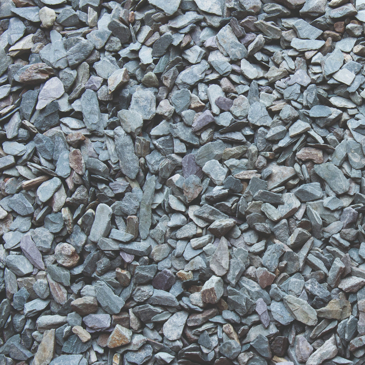 Bowland Stone Decorative 20mm Green Slate Chippings Bulk Bag - Trusted Building Supplies