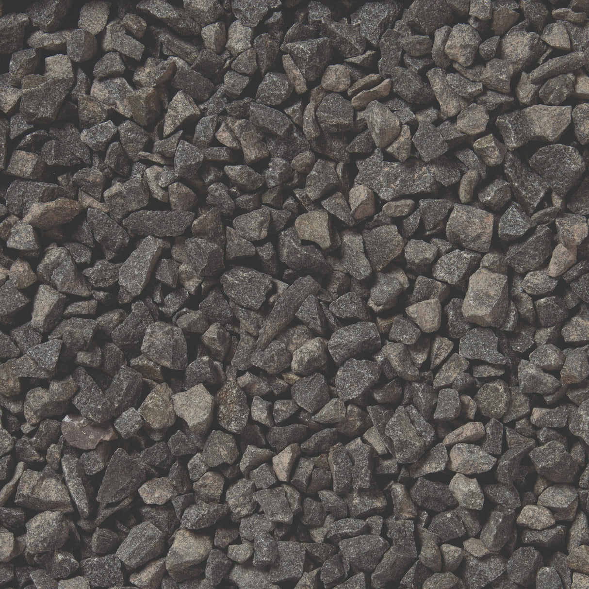 Bowland Stone Decorative 20mm Smoky Black Chippings Bulk Bag - Trusted Building Supplies