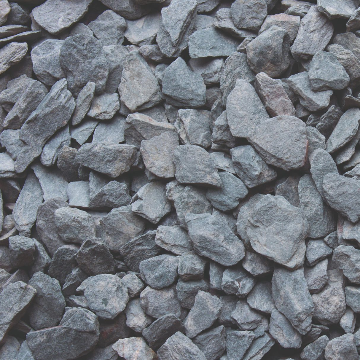 Bowland Stone Decorative 40mm Green Slate Chippings Bulk Bag - Trusted Building Supplies