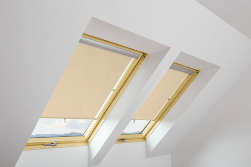 FAKRO ARS II Cream Beige Manual Roller Blind - Trusted Building Supplies