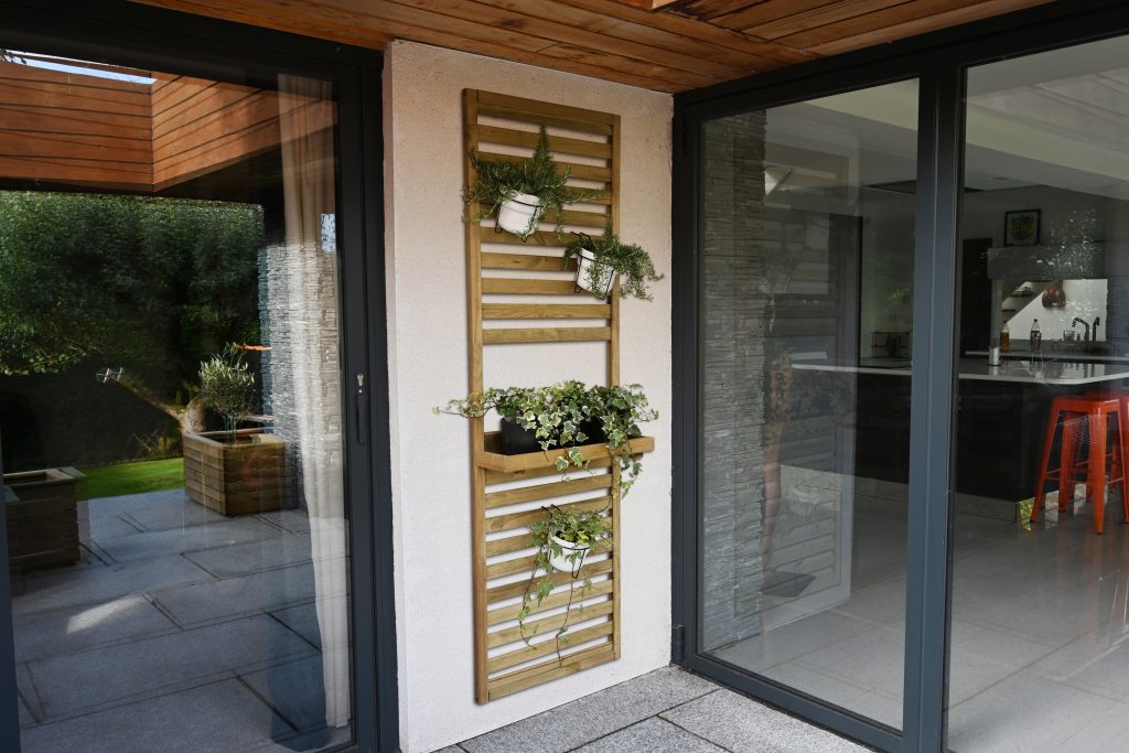 Forest Garden Slatted Wall Planter - Trusted Building Supplies