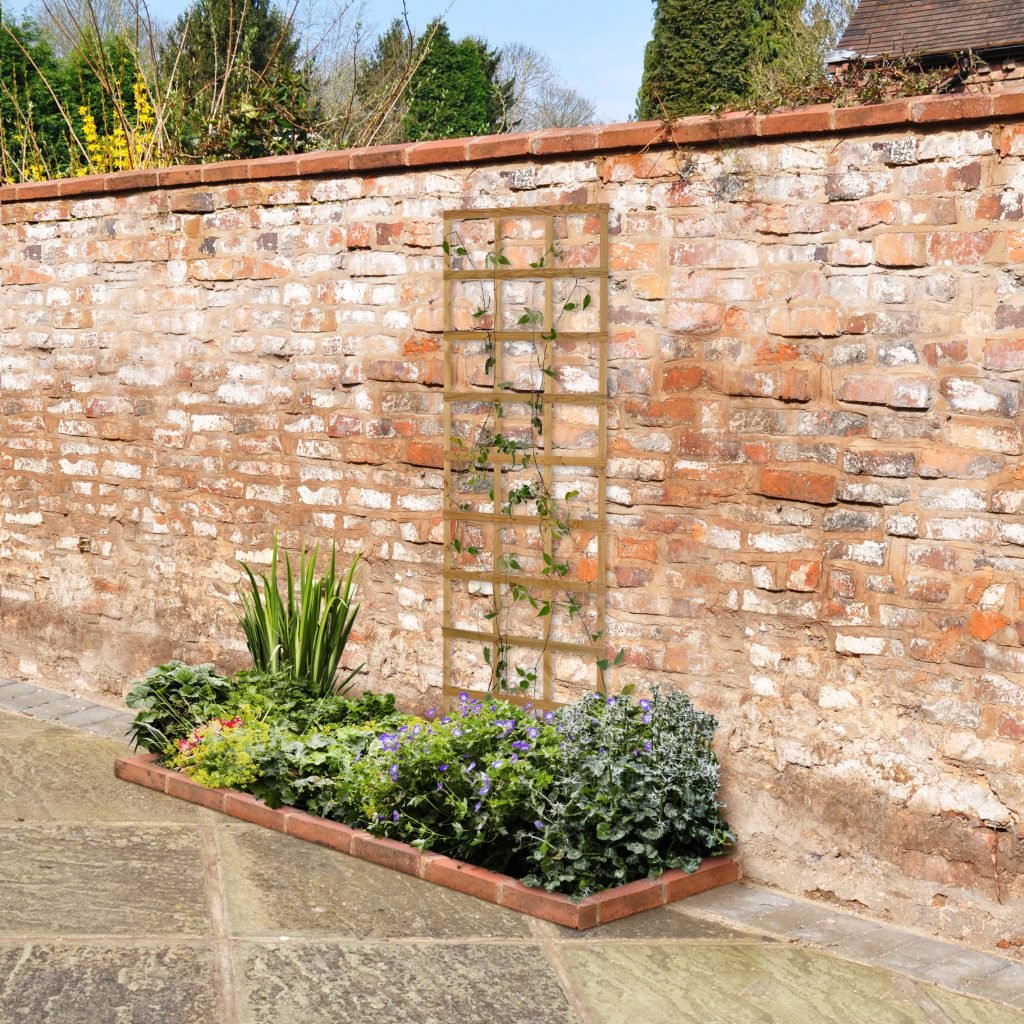 Forest Garden Smooth Planed Trellis - Trusted Building Supplies