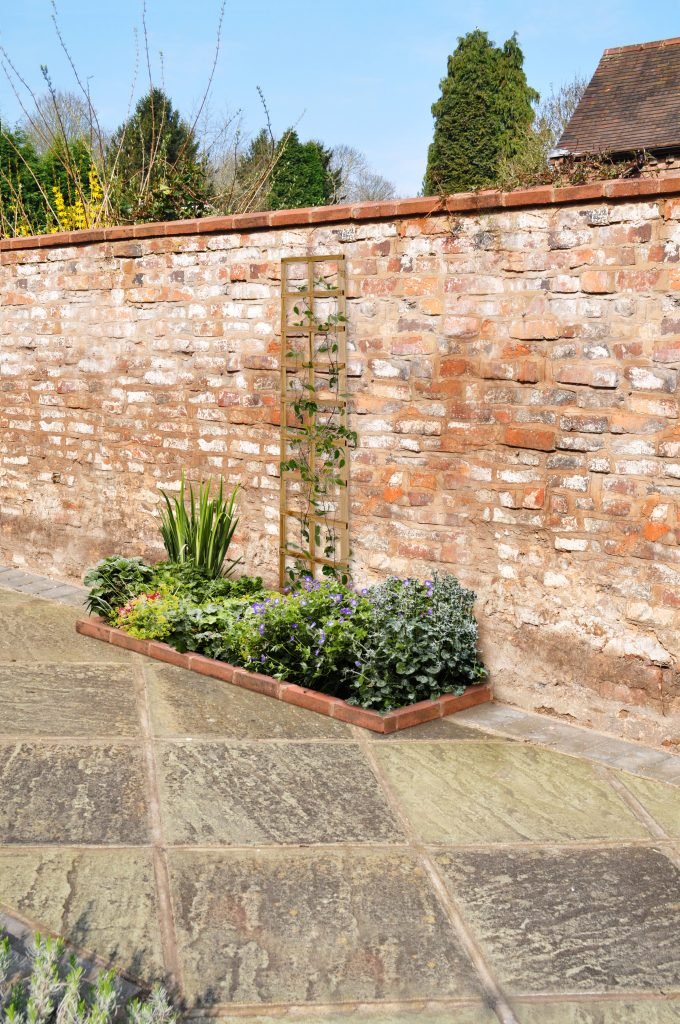 Forest Garden Smooth Planed Trellis - Trusted Building Supplies