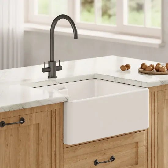 Nuie White Belfast Fireclay Kitchen Sink 1 Bowl with Overflow - 595mm x 450mm - Trusted Building Supplies