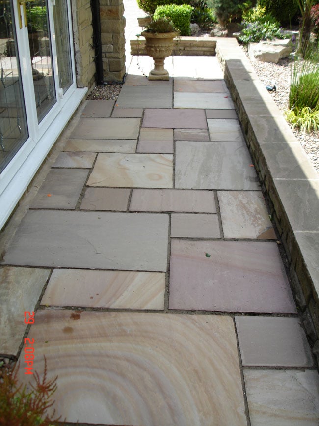 Pave World Traditional Rippon Buff Sandstone Patio Paving Pack - 19.5m2 - Trusted Building Supplies