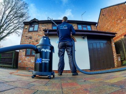 SkyVac Supercharged Mighty Atom Gutter Cleaning Kit - Trusted Building Supplies