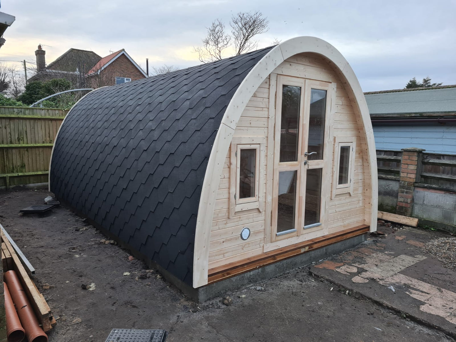 Trusted Hexagonal Bitumen Roof Shingles - Black (2.4m2 Pack) - Trusted Building Supplies