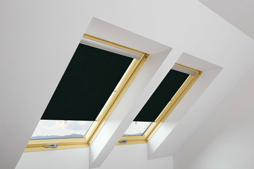 FAKRO ARS II Black Manual Roller Blind - Trusted Building Supplies