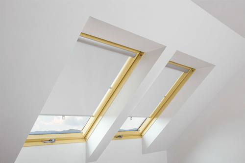 FAKRO ARS II Light Grey Manual Roller Blind - Trusted Building Supplies