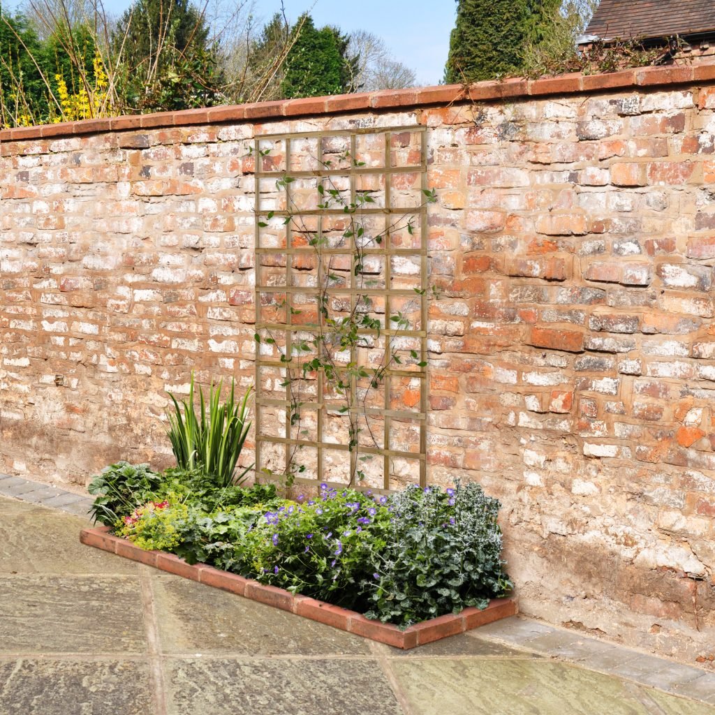 Forest Garden Smooth Planed Trellis - Trusted Building Supplies