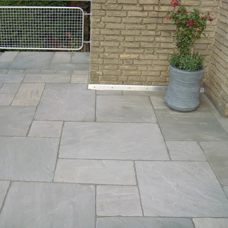 Pave World Heritage Light Grey Sandstone Patio Paving Pack - 19.5m2 - Trusted Building Supplies